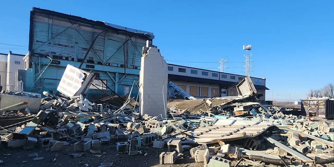 We offer commercial demolition services such as interior and exterior gut-outs or strip-outs, full demolition, selective demolition and more.