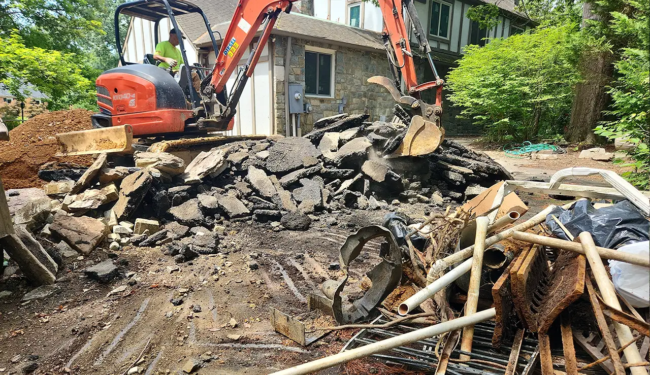 We provide Professional Demolition Services throughout Maryland, we specialize in exterior and interior demolition for residential and commercial properties.